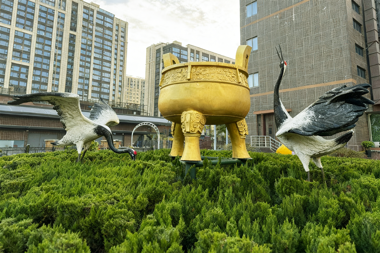 动物类：鼎鹤延年 2.2米