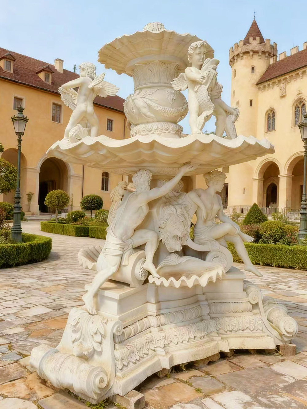 巴洛克风格：天使海神喷泉雕塑